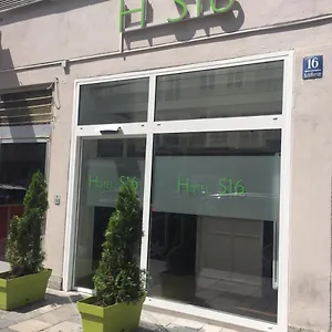 3* Szálloda S16